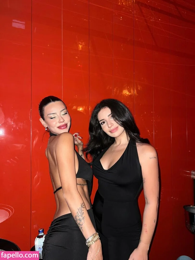 Demet Ozturk Onlyfans Photo Gallery 