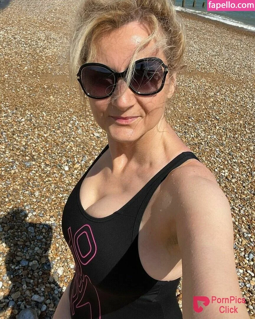 Corrinne Wicks Onlyfans Photo Gallery 