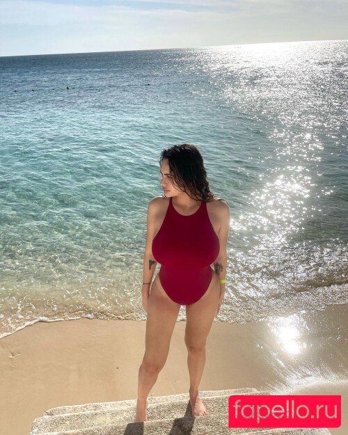 Sanna Marin Onlyfans Photo Gallery 