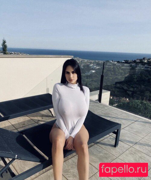 Sanna Marin Onlyfans Photo Gallery 