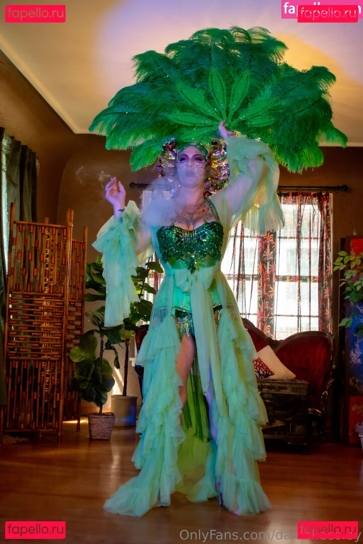 daniellecolby Onlyfans Photo Gallery 