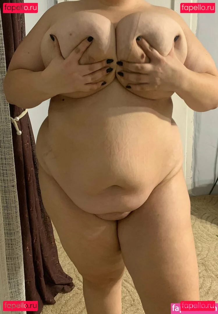 misstonyy Onlyfans Photo Gallery 