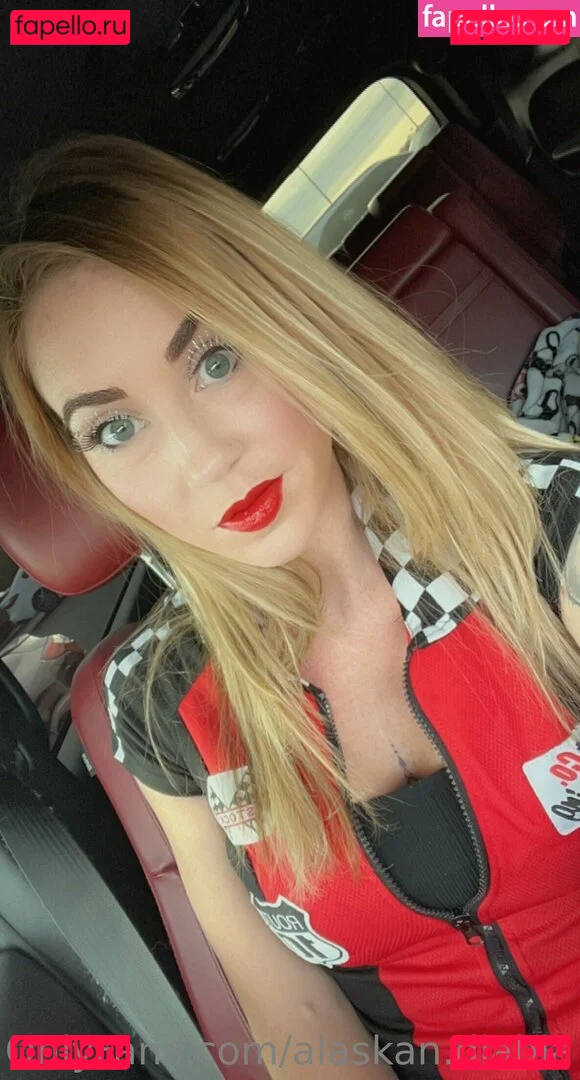 alaskan.diabla Onlyfans Photo Gallery 