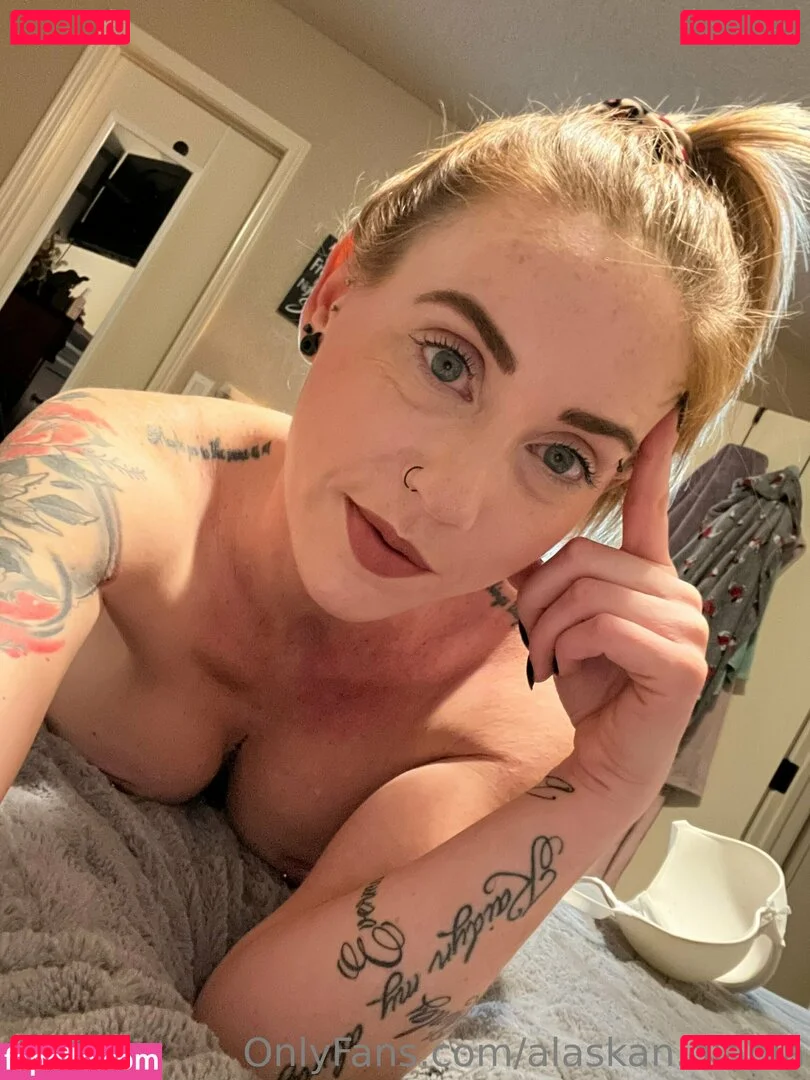 alaskan.diabla Onlyfans Photo Gallery 