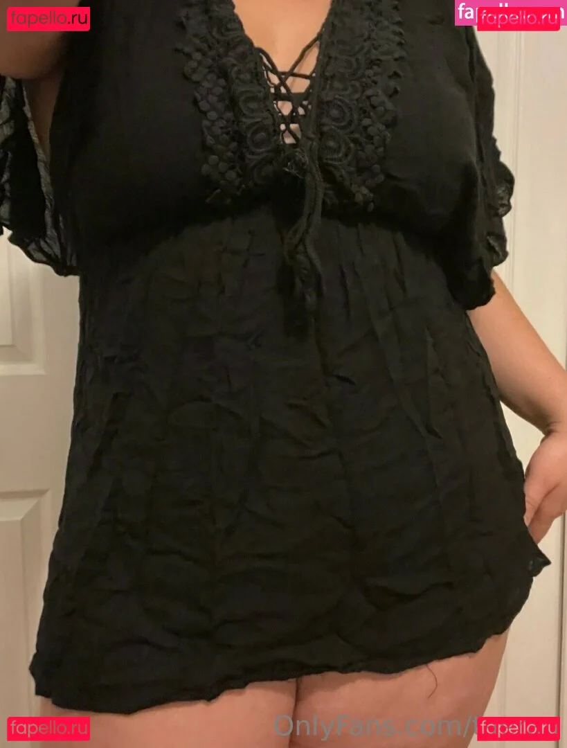 taerap Onlyfans Photo Gallery 