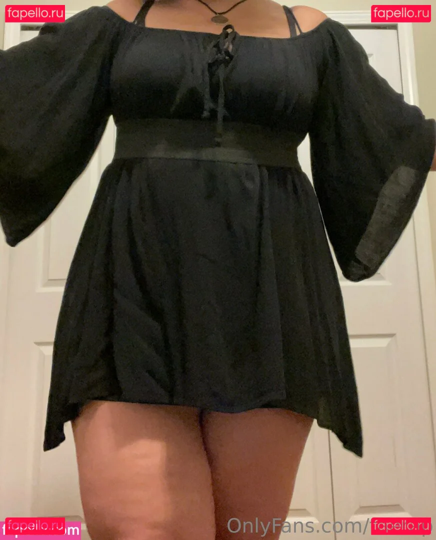 taerap Onlyfans Photo Gallery 