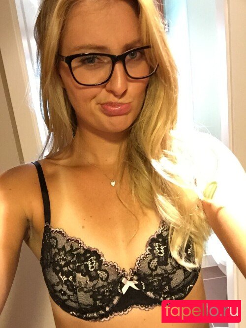 Kristina Mladenovic Onlyfans Photo Gallery 