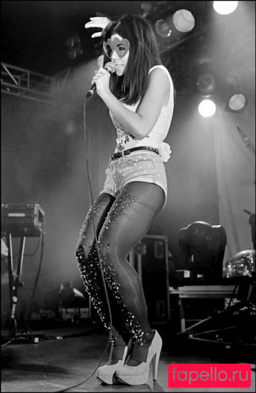 Marina Diamandis Onlyfans Photo Gallery 