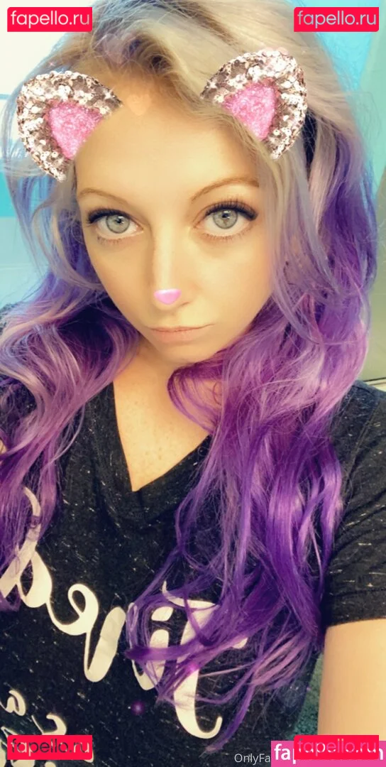 violetcosmos Onlyfans Photo Gallery 