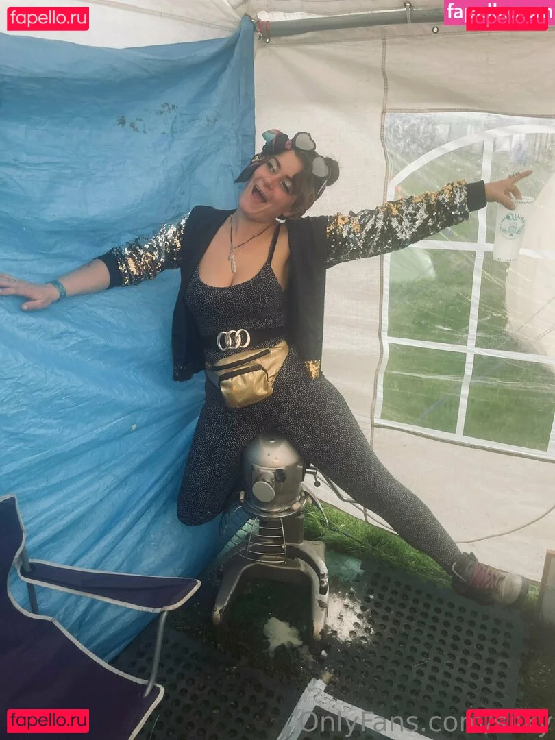 Silky On Onlyfans Photo Gallery 