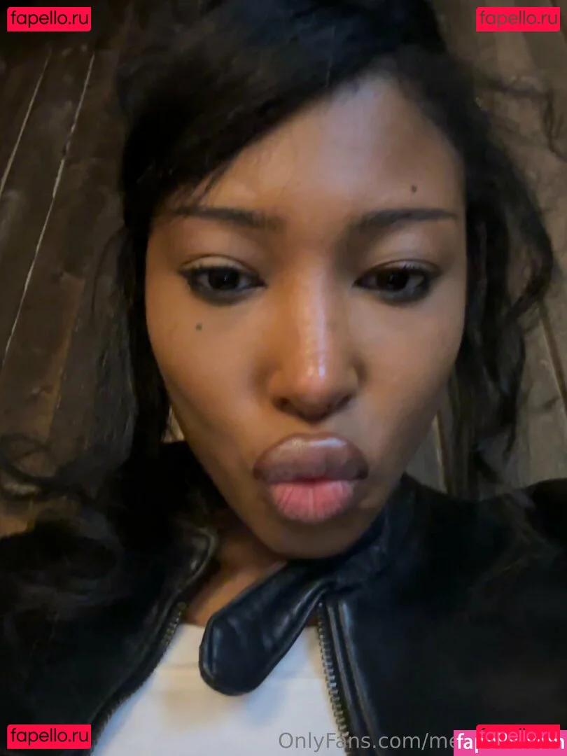 meruhart666 Onlyfans Photo Gallery 