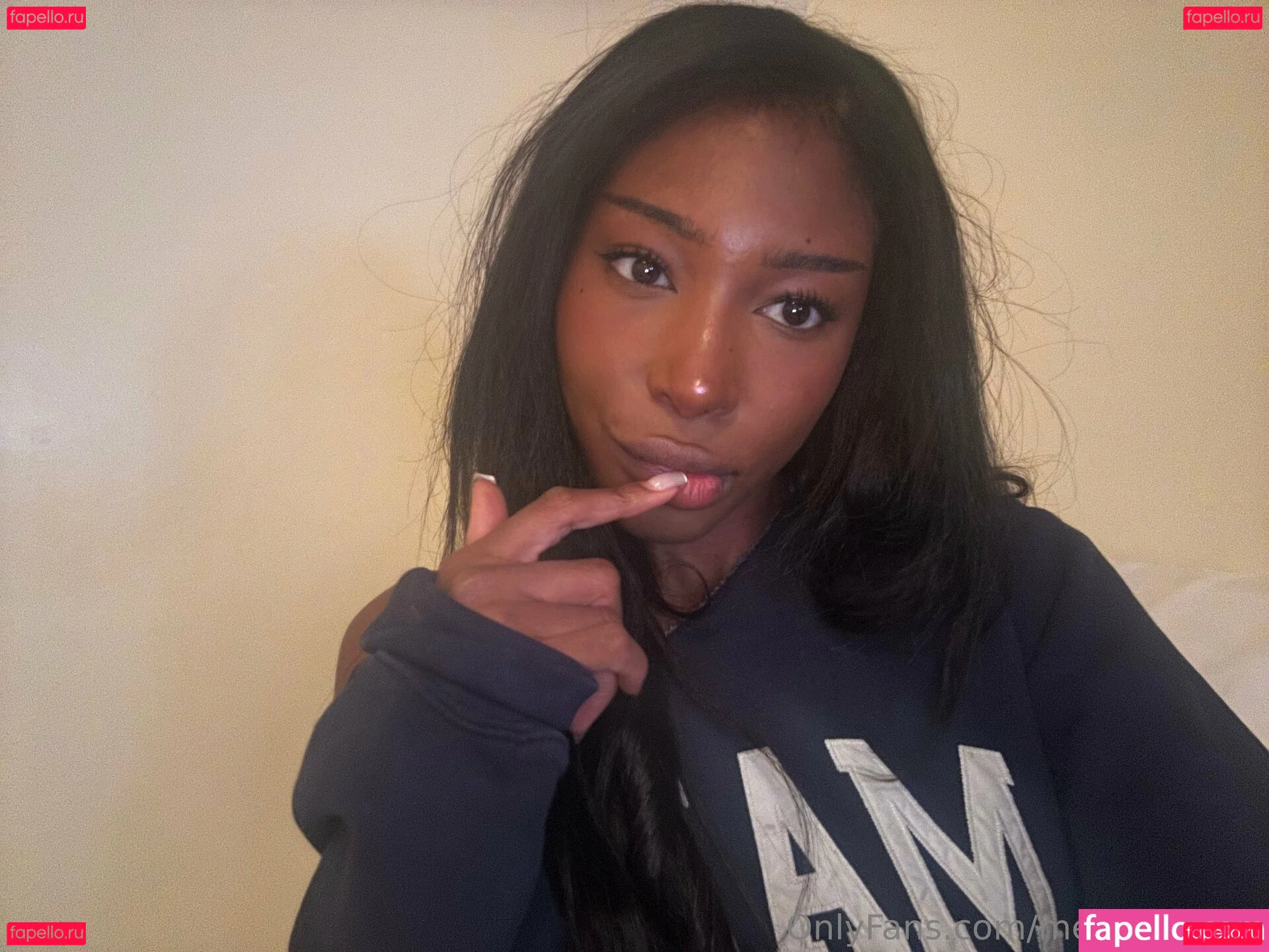 meruhart666 Onlyfans Photo Gallery 