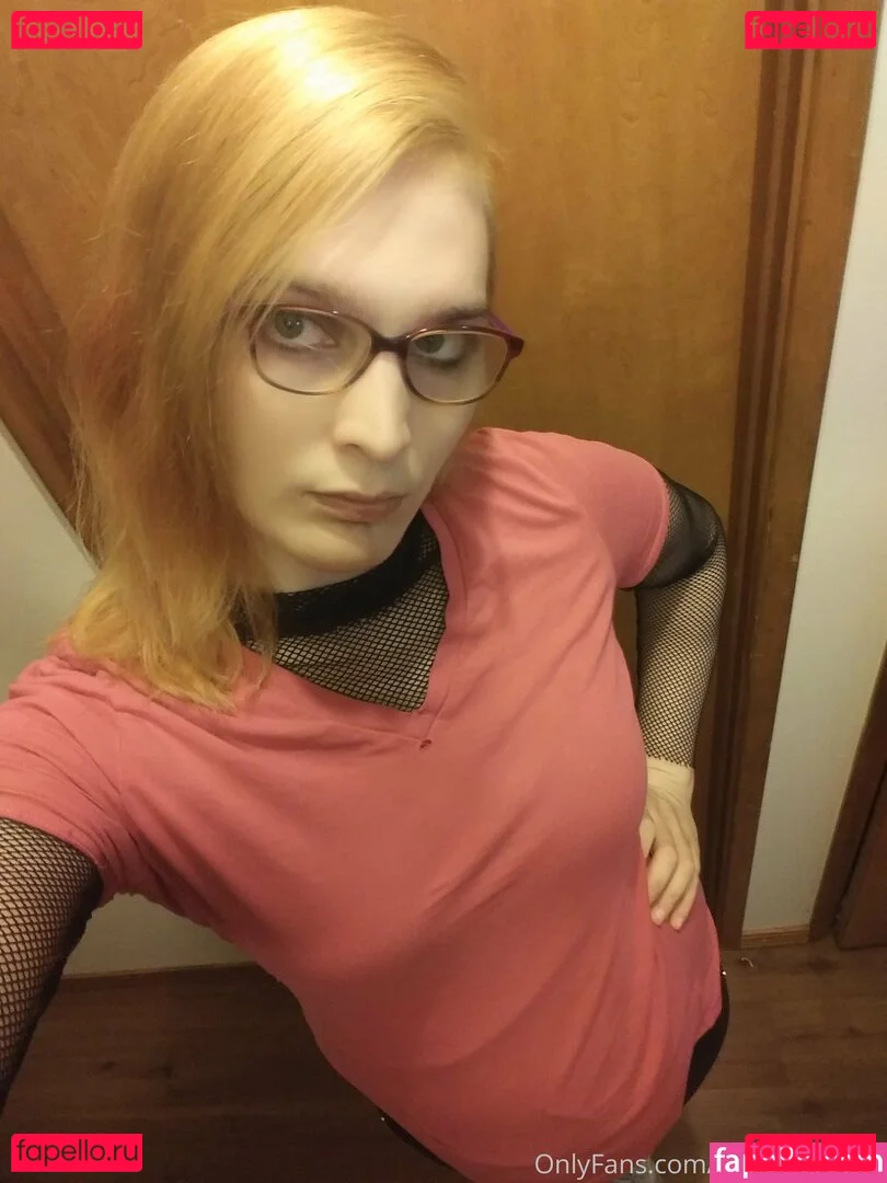 raynebowstar Onlyfans Photo Gallery 