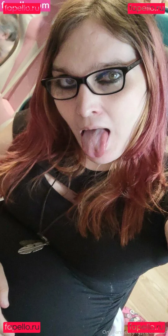 raynebowstar Onlyfans Photo Gallery 