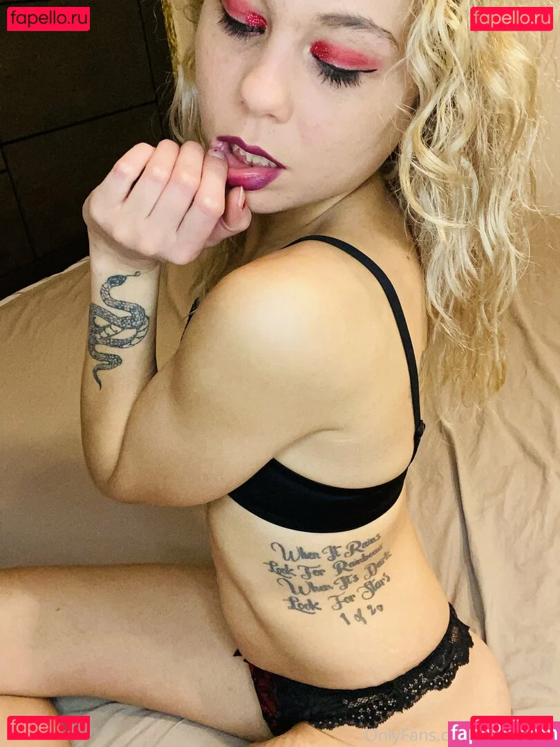 mamab27 Onlyfans Photo Gallery 