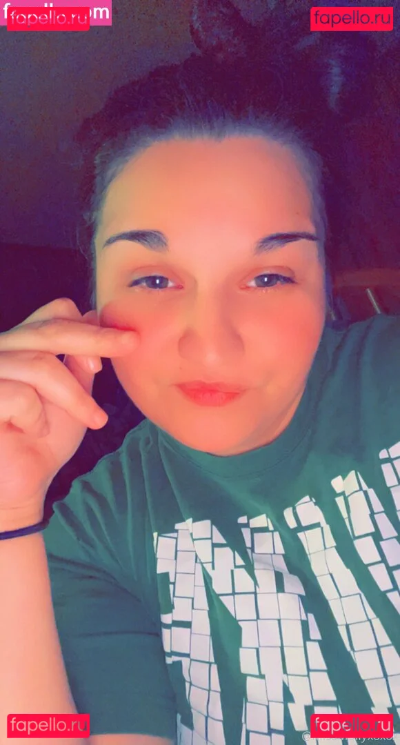 begformolly Onlyfans Photo Gallery 