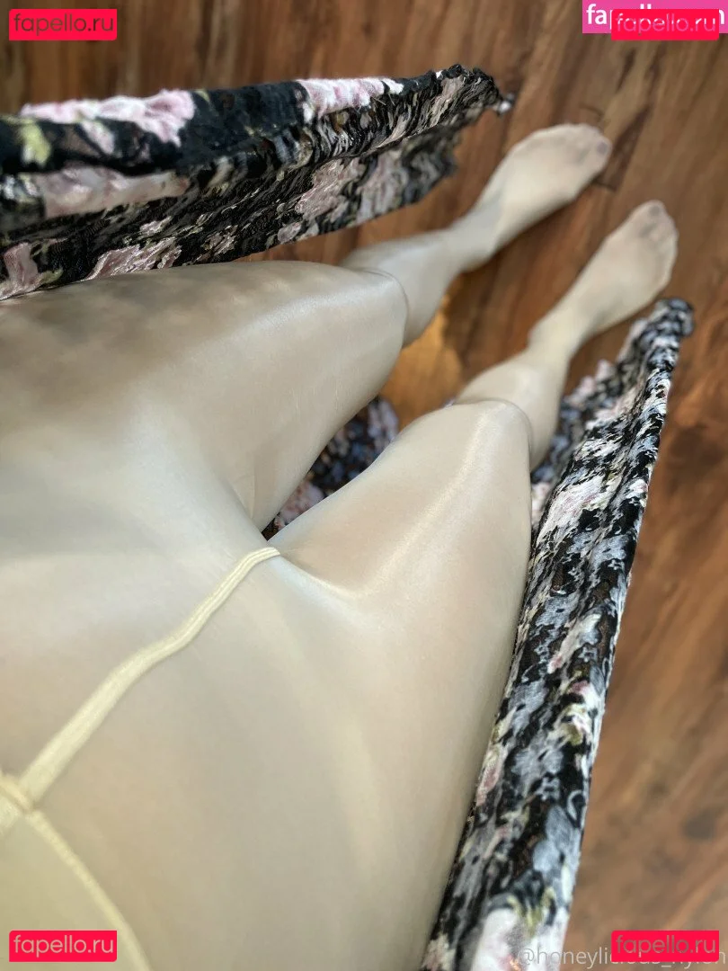 simone_honeylicious Onlyfans Photo Gallery 