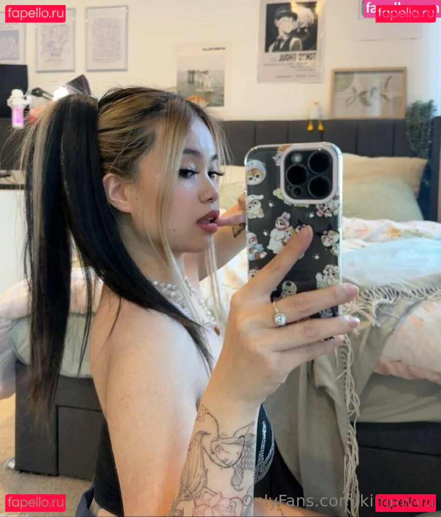 kkimvu Onlyfans Photo Gallery 