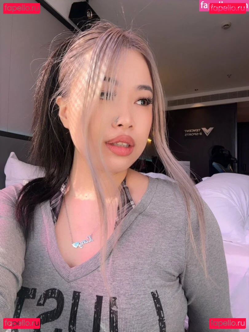 kkimvu Onlyfans Photo Gallery 