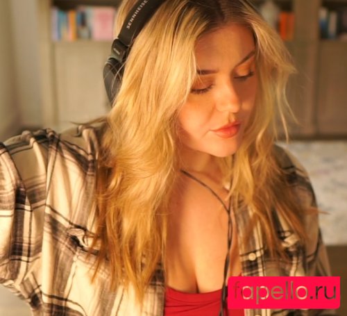 BrookeAB Onlyfans Photo Gallery 