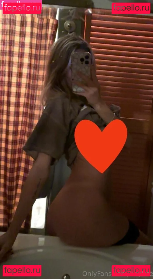 Itssemilyyy Onlyfans Photo Gallery 