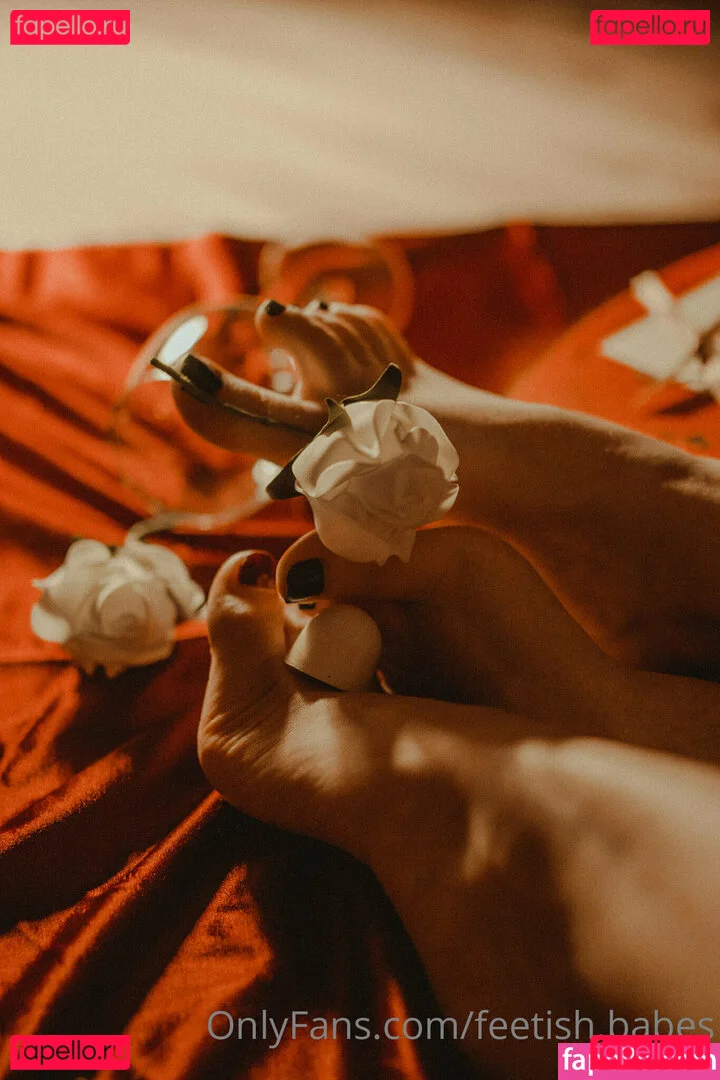 feetish.babes Onlyfans Photo Gallery 