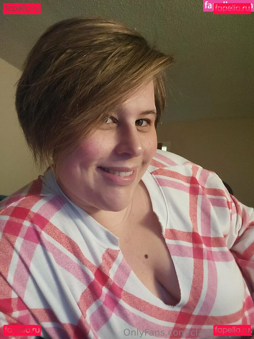 claracrispfree Onlyfans Photo Gallery 