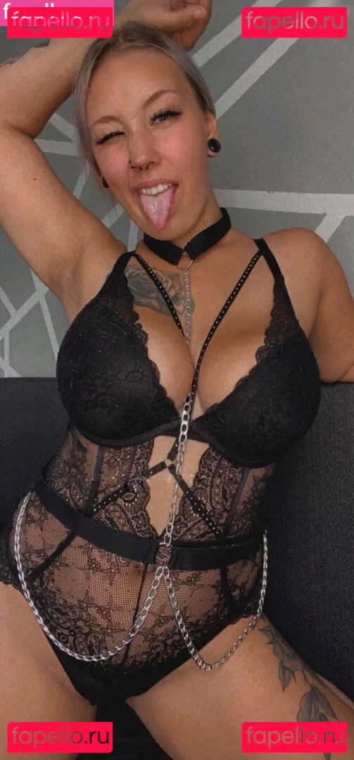 Van.sen Onlyfans Photo Gallery 