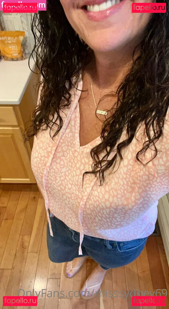 MissSydney69 Onlyfans Photo Gallery 