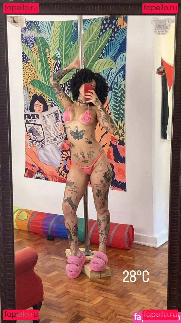 apropriad4mente Onlyfans Photo Gallery 