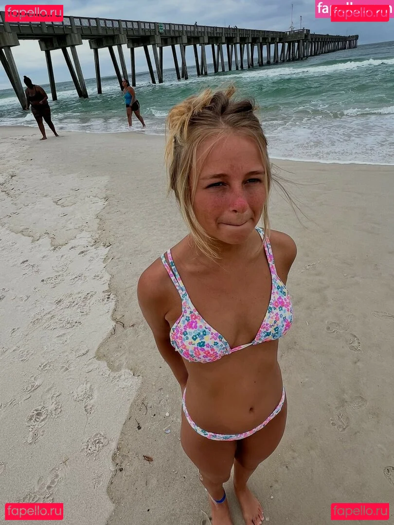 macimccarley Onlyfans Photo Gallery 