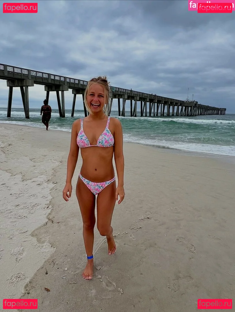 macimccarley Onlyfans Photo Gallery 