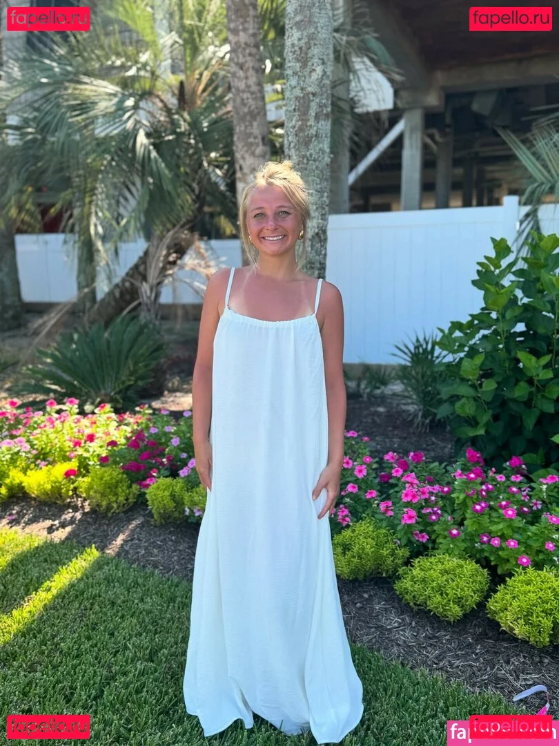 macimccarley Onlyfans Photo Gallery 