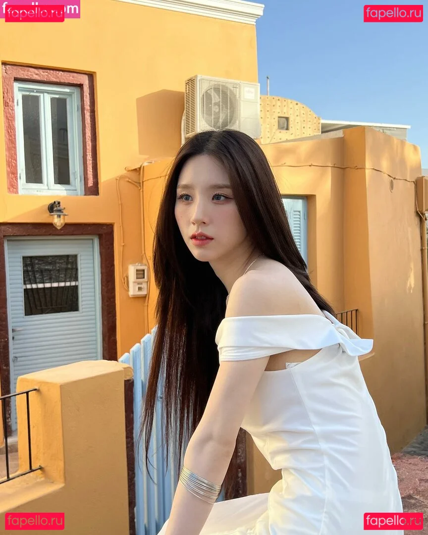 HeeJin Onlyfans Photo Gallery 
