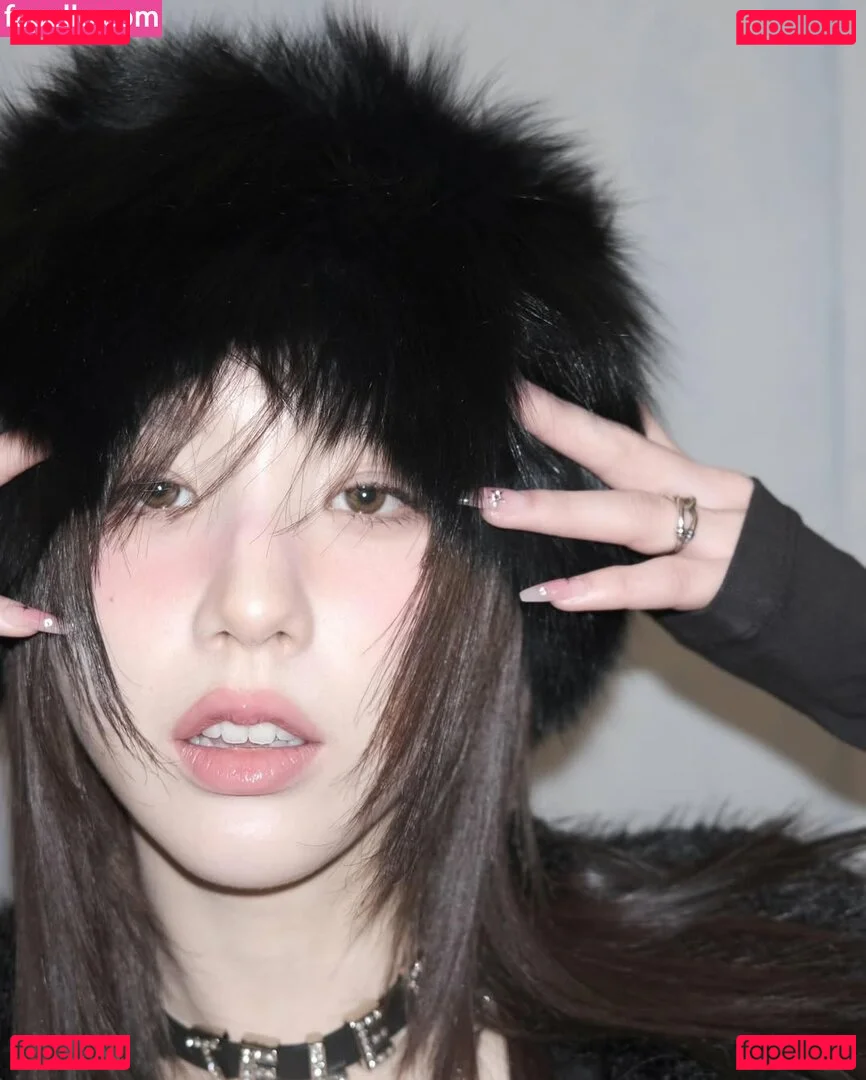 HeeJin Onlyfans Photo Gallery 