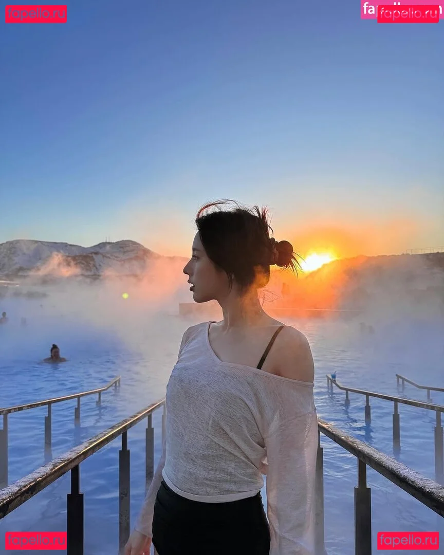 HeeJin Onlyfans Photo Gallery 