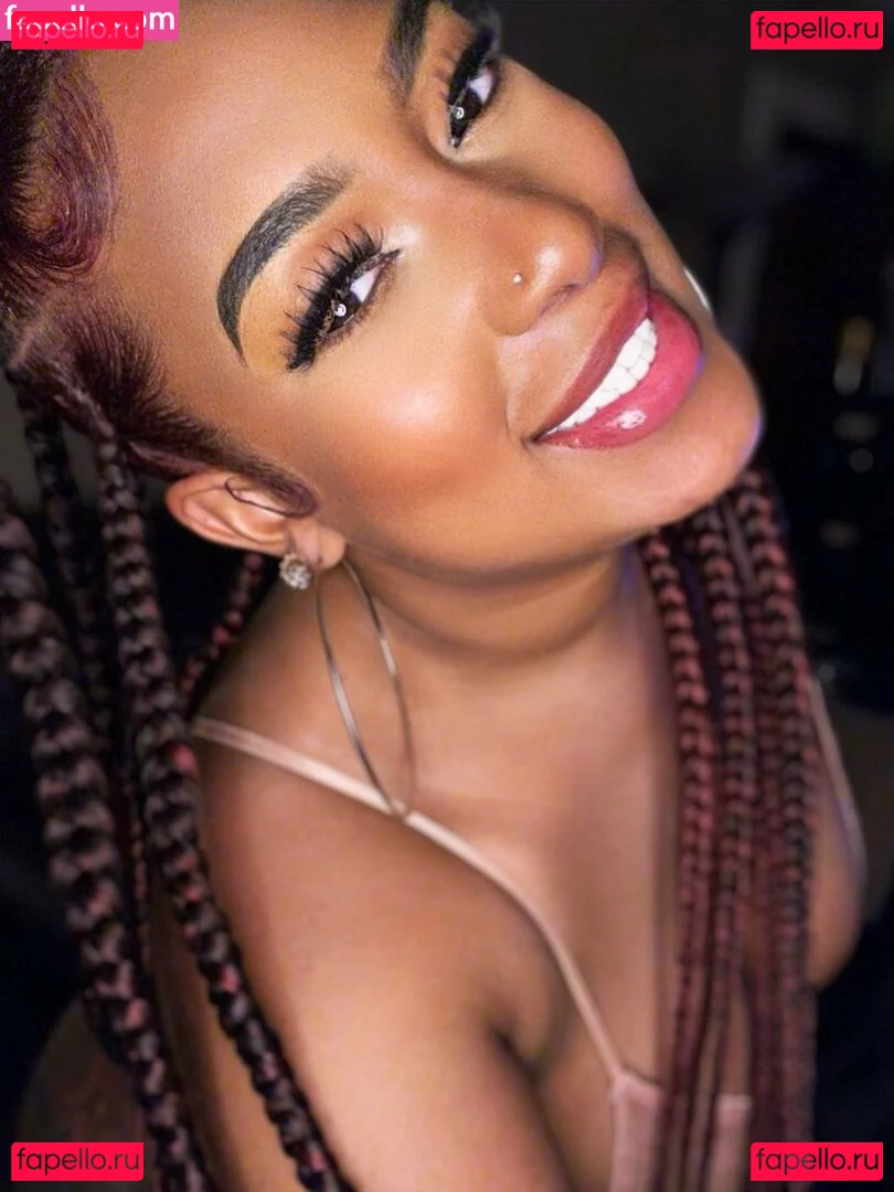 ActingLightskin Onlyfans Photo Gallery 