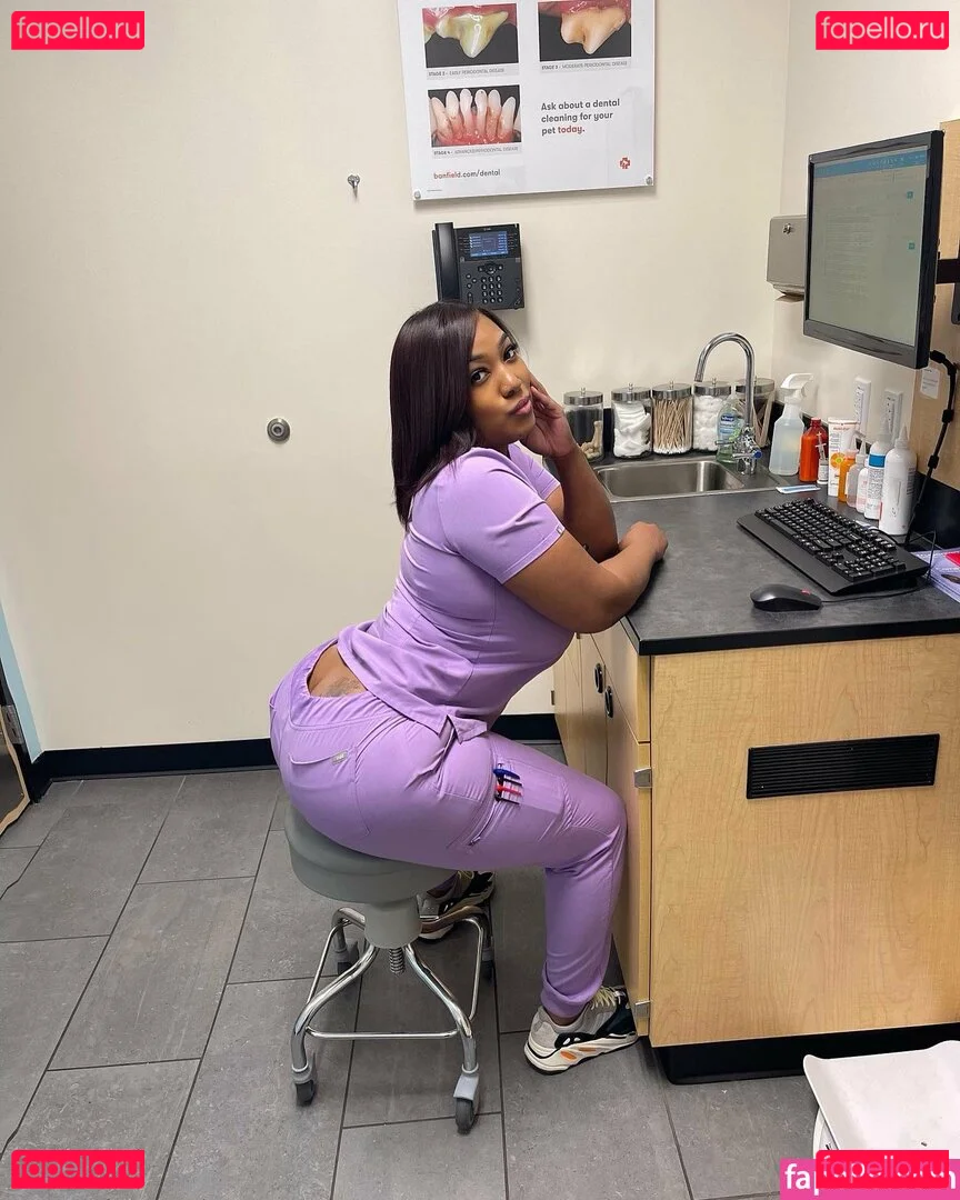 ActingLightskin Onlyfans Photo Gallery 