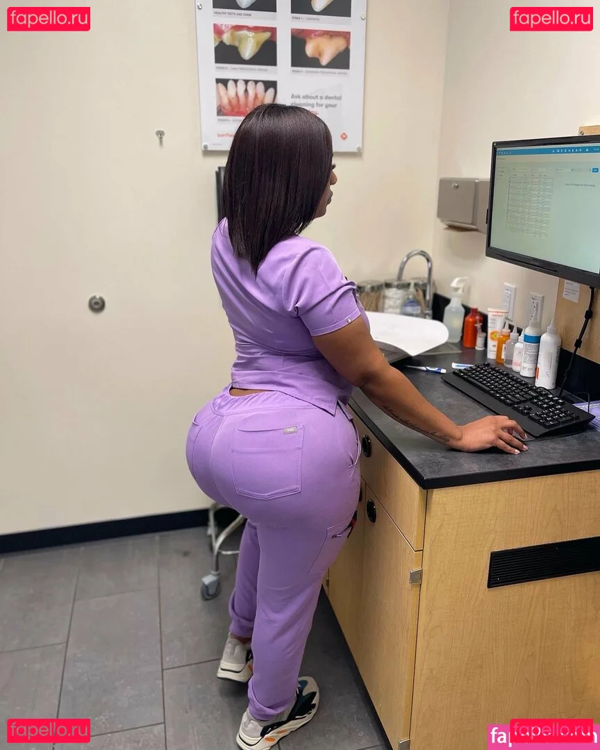 ActingLightskin Onlyfans Photo Gallery 