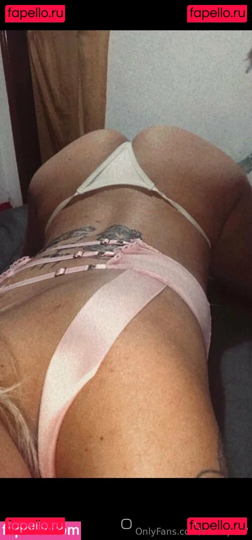 mialopez7 Onlyfans Photo Gallery 