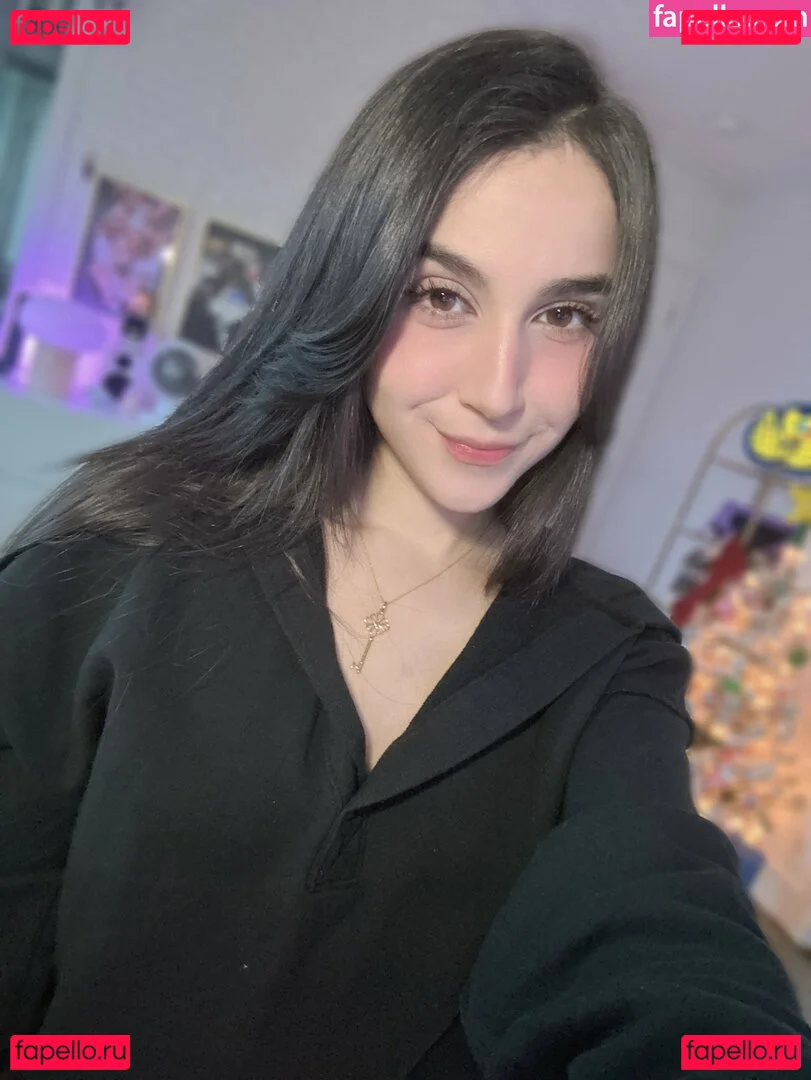 Midna Onlyfans Photo Gallery 