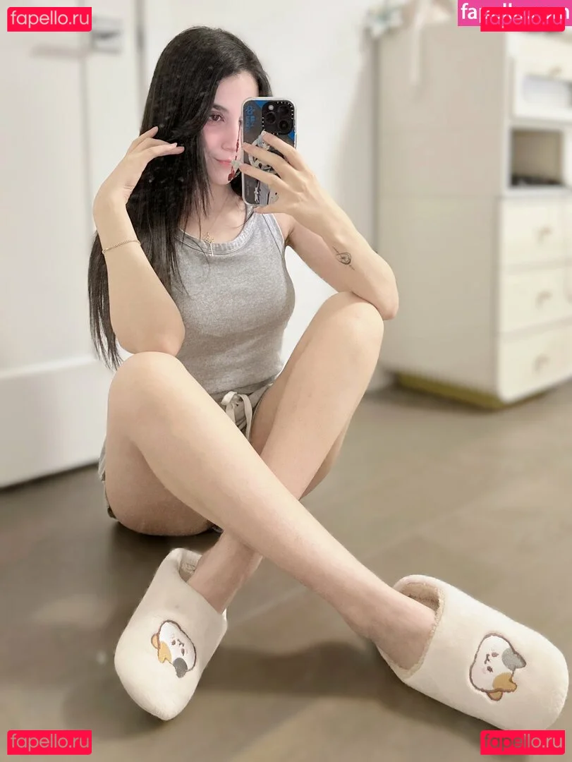 Midna Onlyfans Photo Gallery 