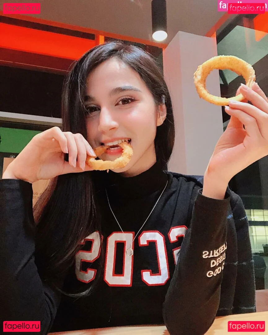 Midna Onlyfans Photo Gallery 