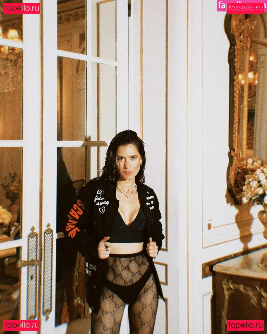 Mel Lisboa Onlyfans Photo Gallery 