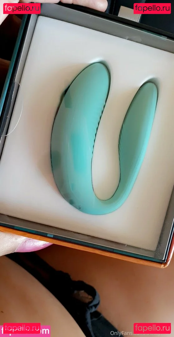 sinwithkim Onlyfans Photo Gallery 