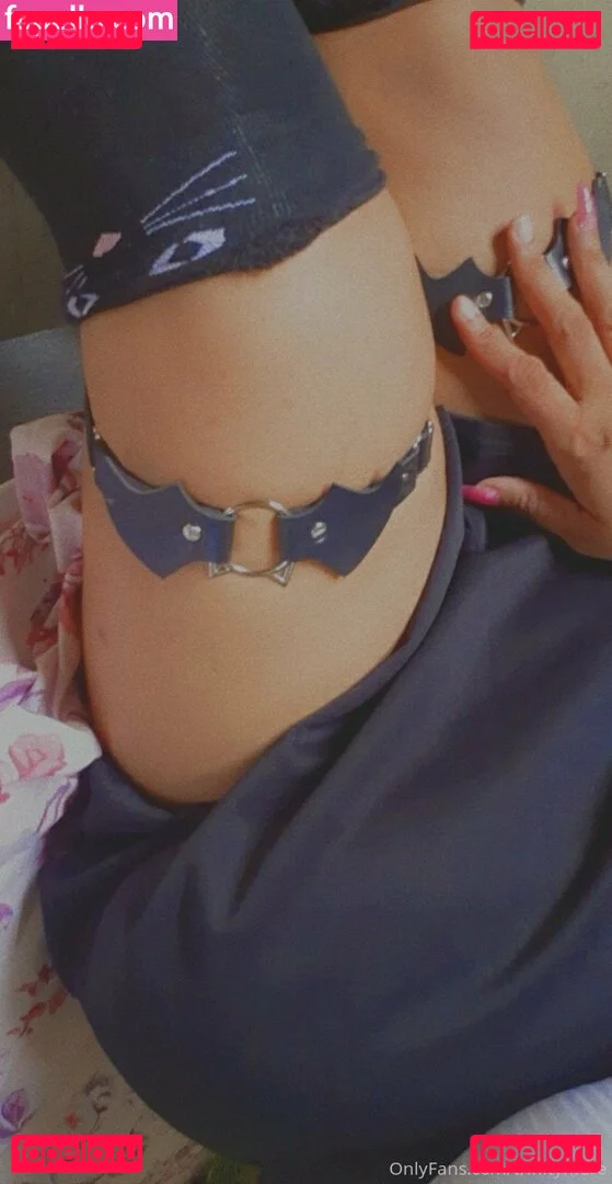 sinwithkim Onlyfans Photo Gallery 