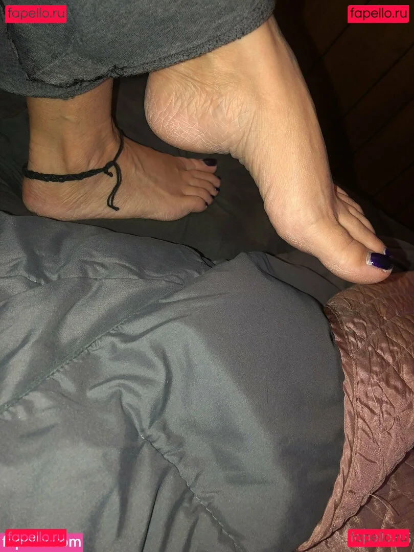 ajonesfeet Onlyfans Photo Gallery 
