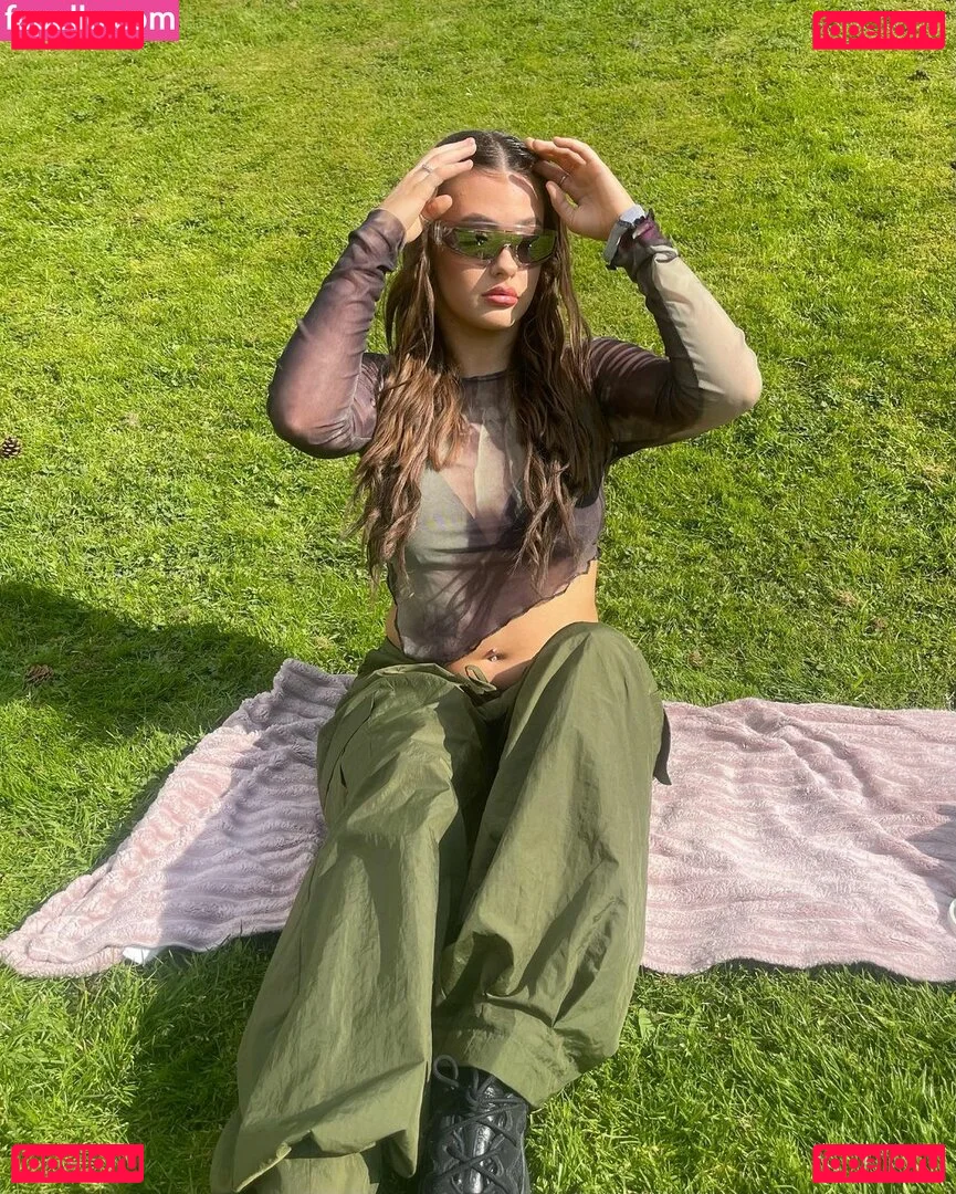 Sydney Etherington Onlyfans Photo Gallery 