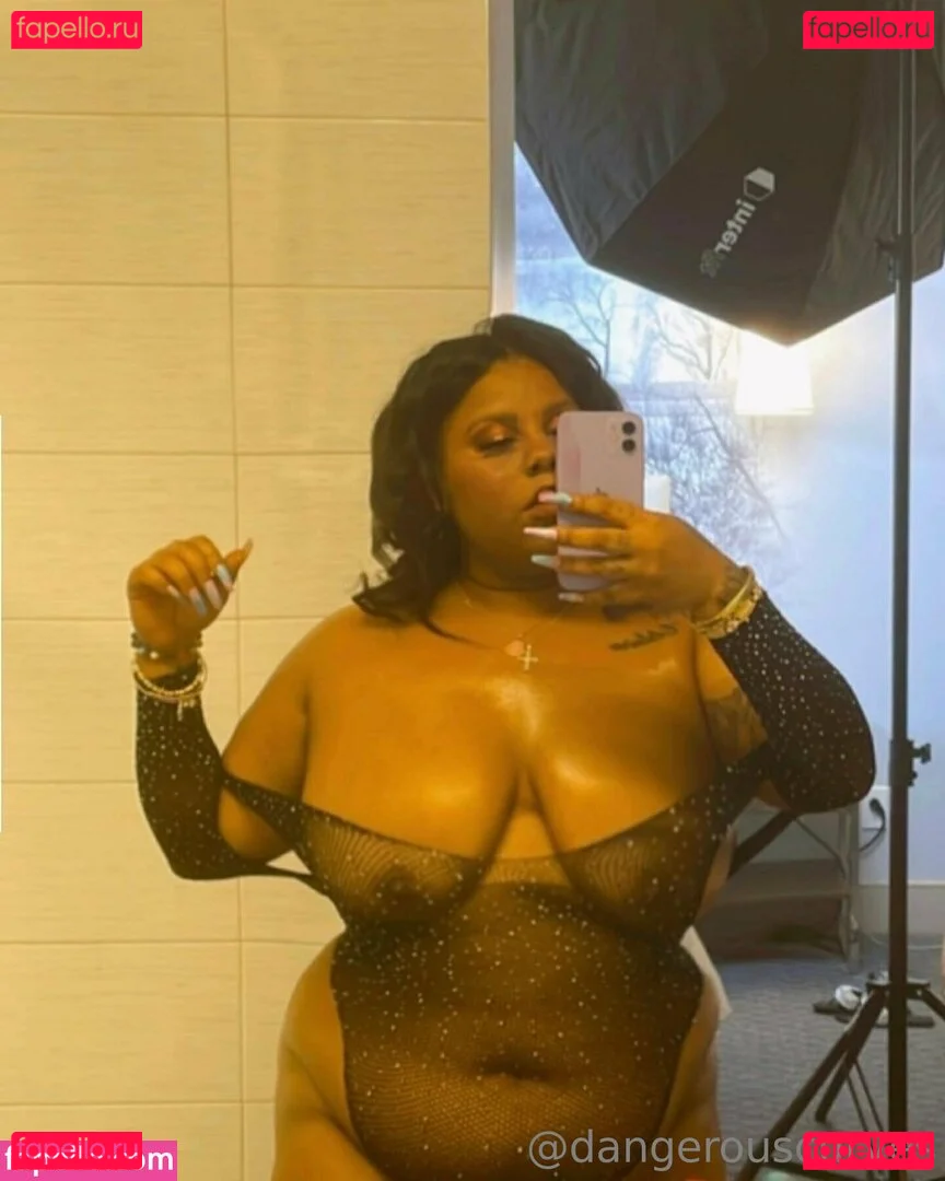 dangercurves Onlyfans Photo Gallery 