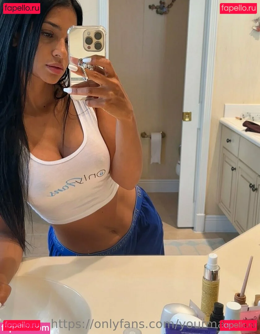 yourmadison Onlyfans Photo Gallery 